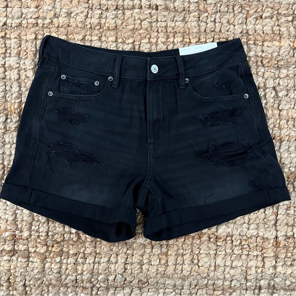 Brand new American Eagle tomgirl shorts in black